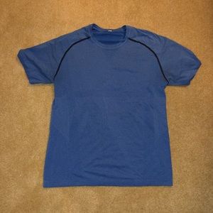 Blue lululemon metal vent tech t shirt medium men
